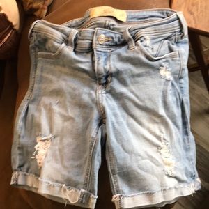 HOLLISTER JEAN BOY SHORTS DISTRESSED SIZE 1 WAIST 25 STRETCHY GREAT CONDITION!